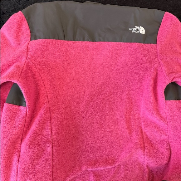 The North Face Pink Polartec Fleece Jacket   In Bright Pink and Gray Size Small - Picture 6 of 7